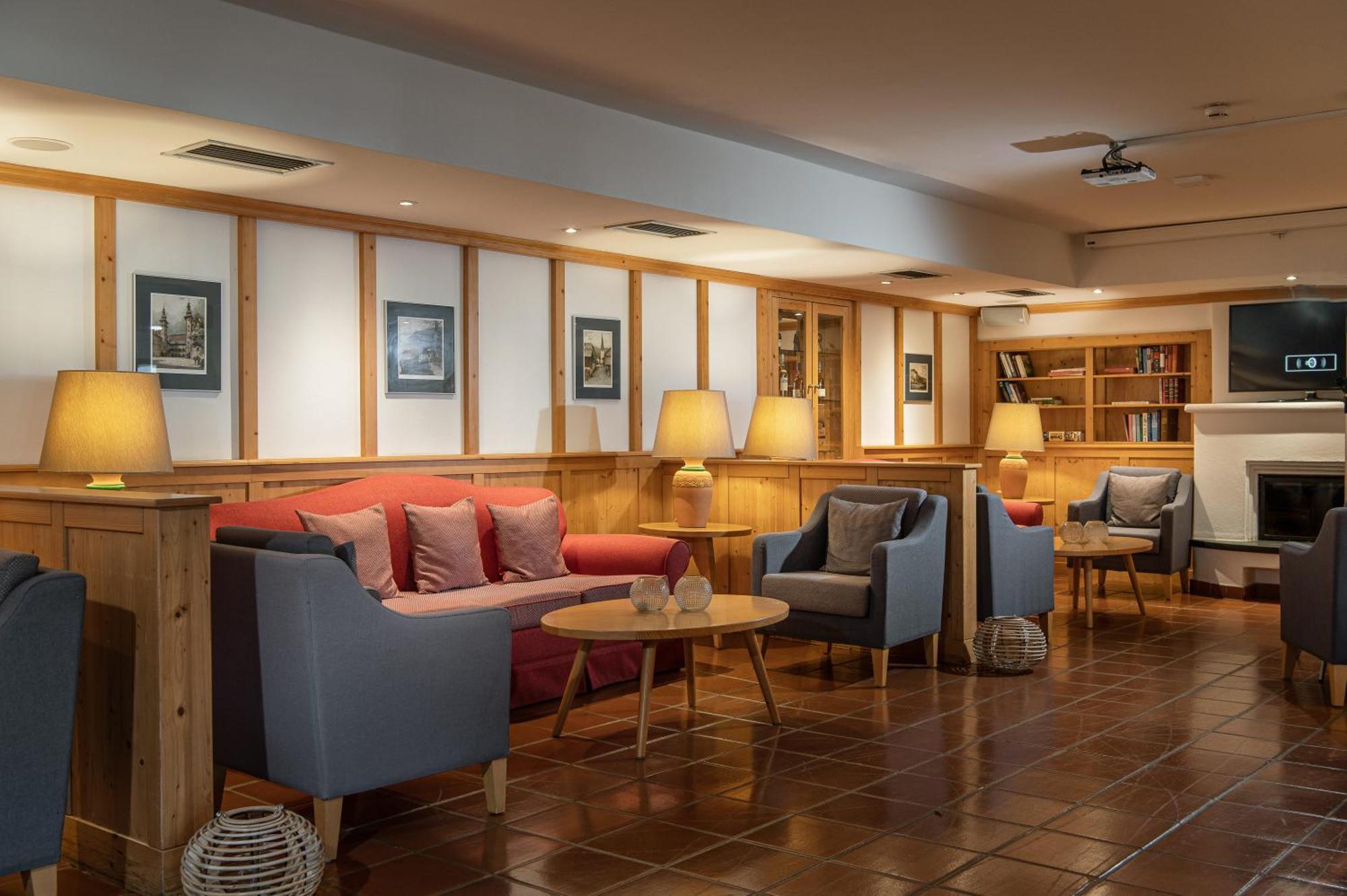 Seehotel Urban Bodensdorf Εξωτερικό φωτογραφία