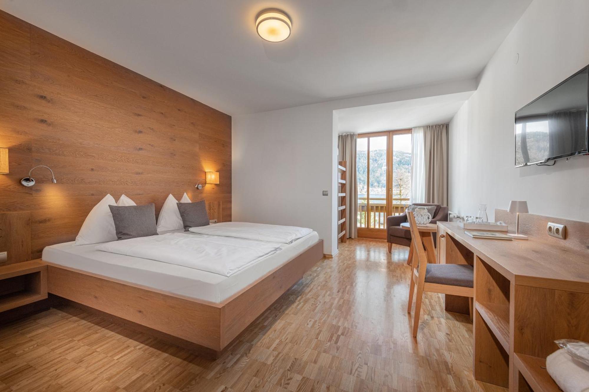 Seehotel Urban Bodensdorf Εξωτερικό φωτογραφία