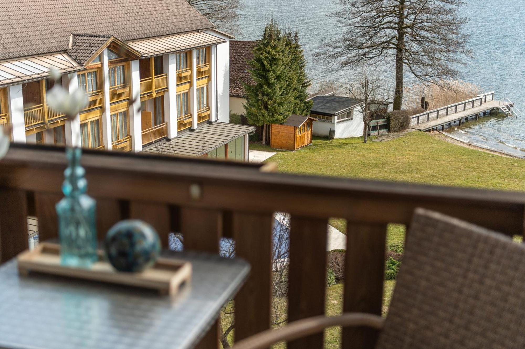 Seehotel Urban Bodensdorf Εξωτερικό φωτογραφία