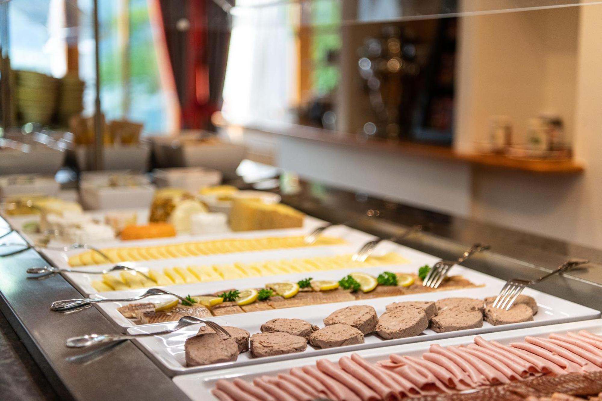 Seehotel Urban Bodensdorf Εξωτερικό φωτογραφία