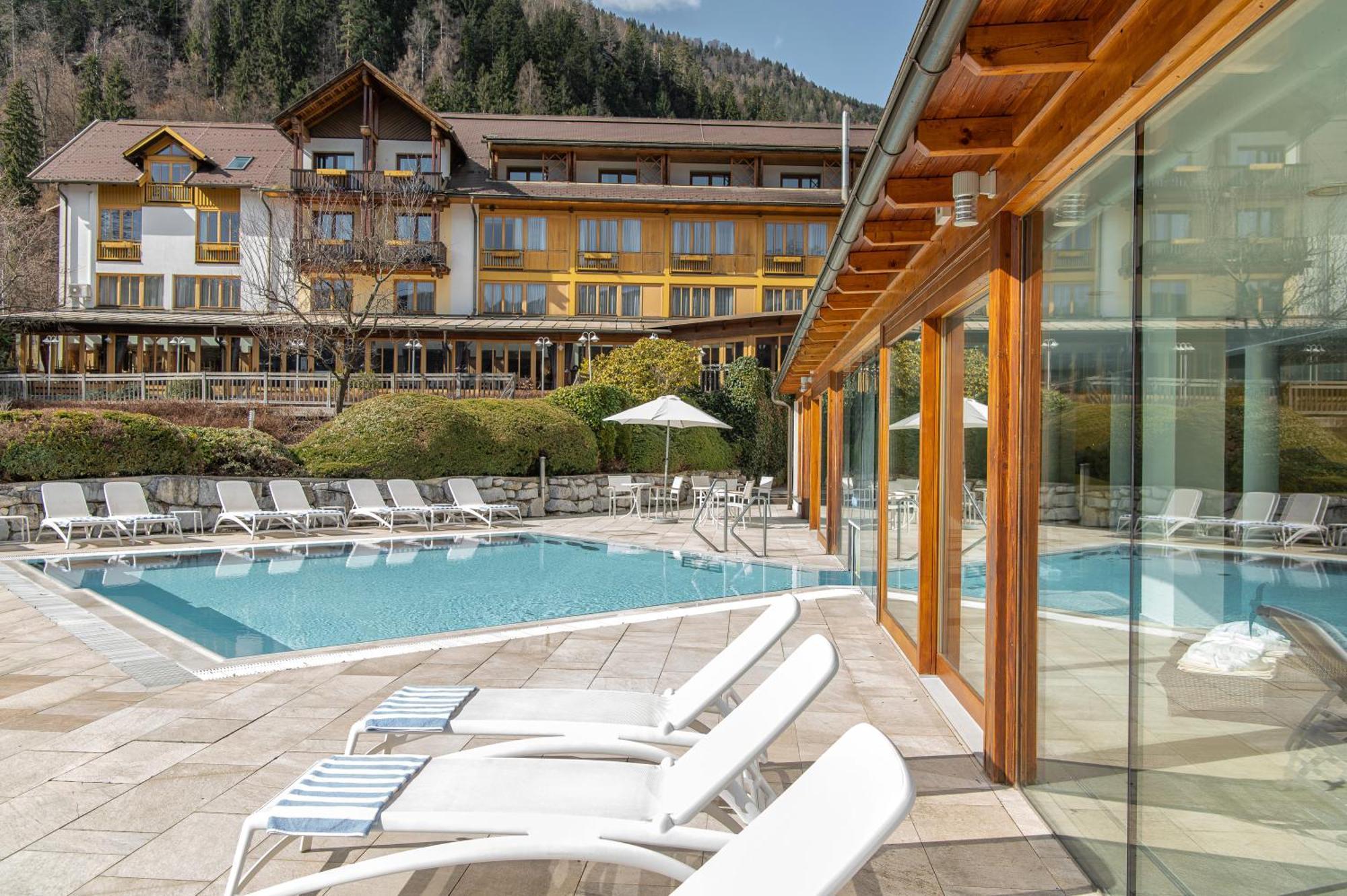 Seehotel Urban Bodensdorf Εξωτερικό φωτογραφία