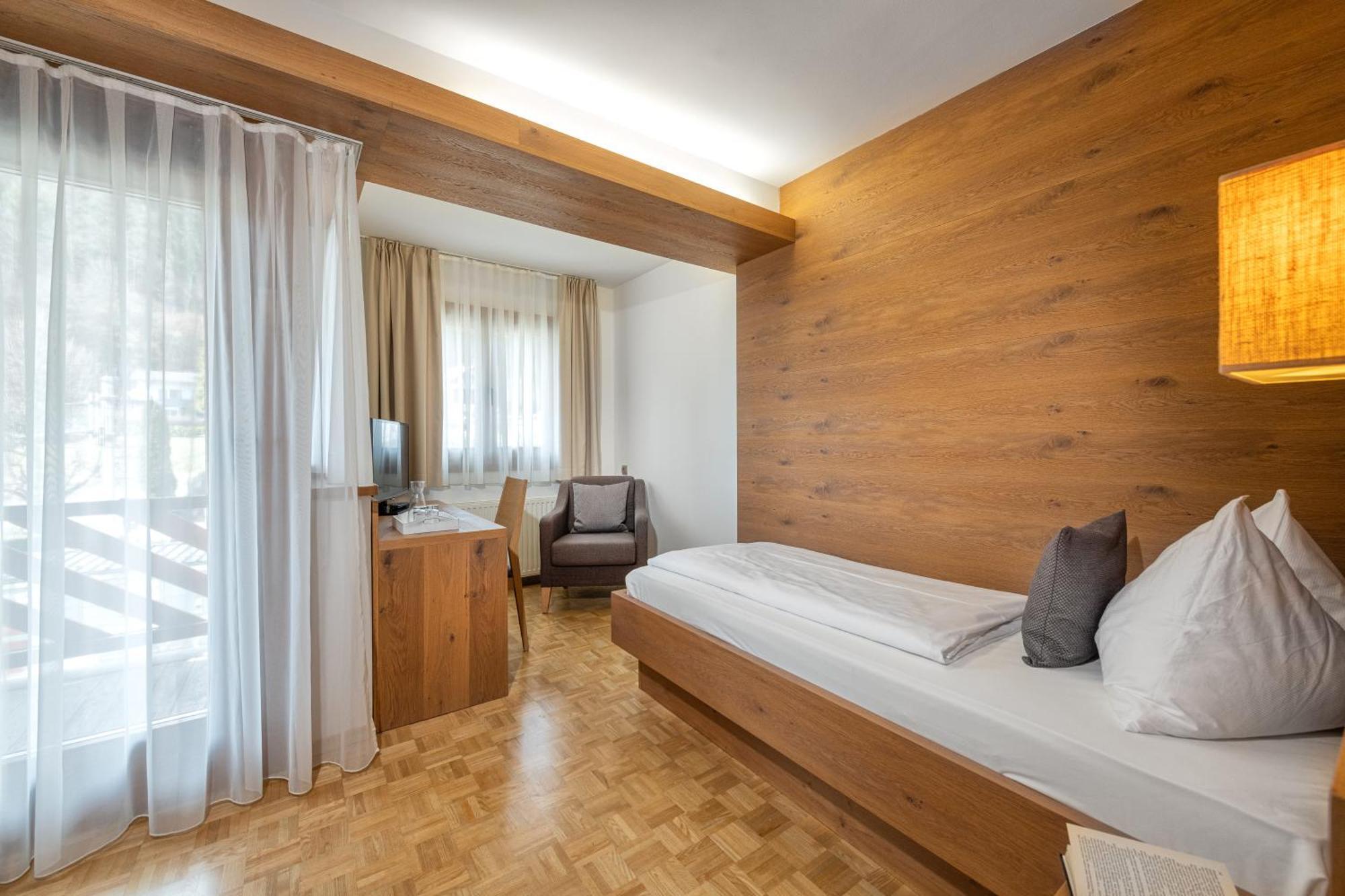 Seehotel Urban Bodensdorf Εξωτερικό φωτογραφία