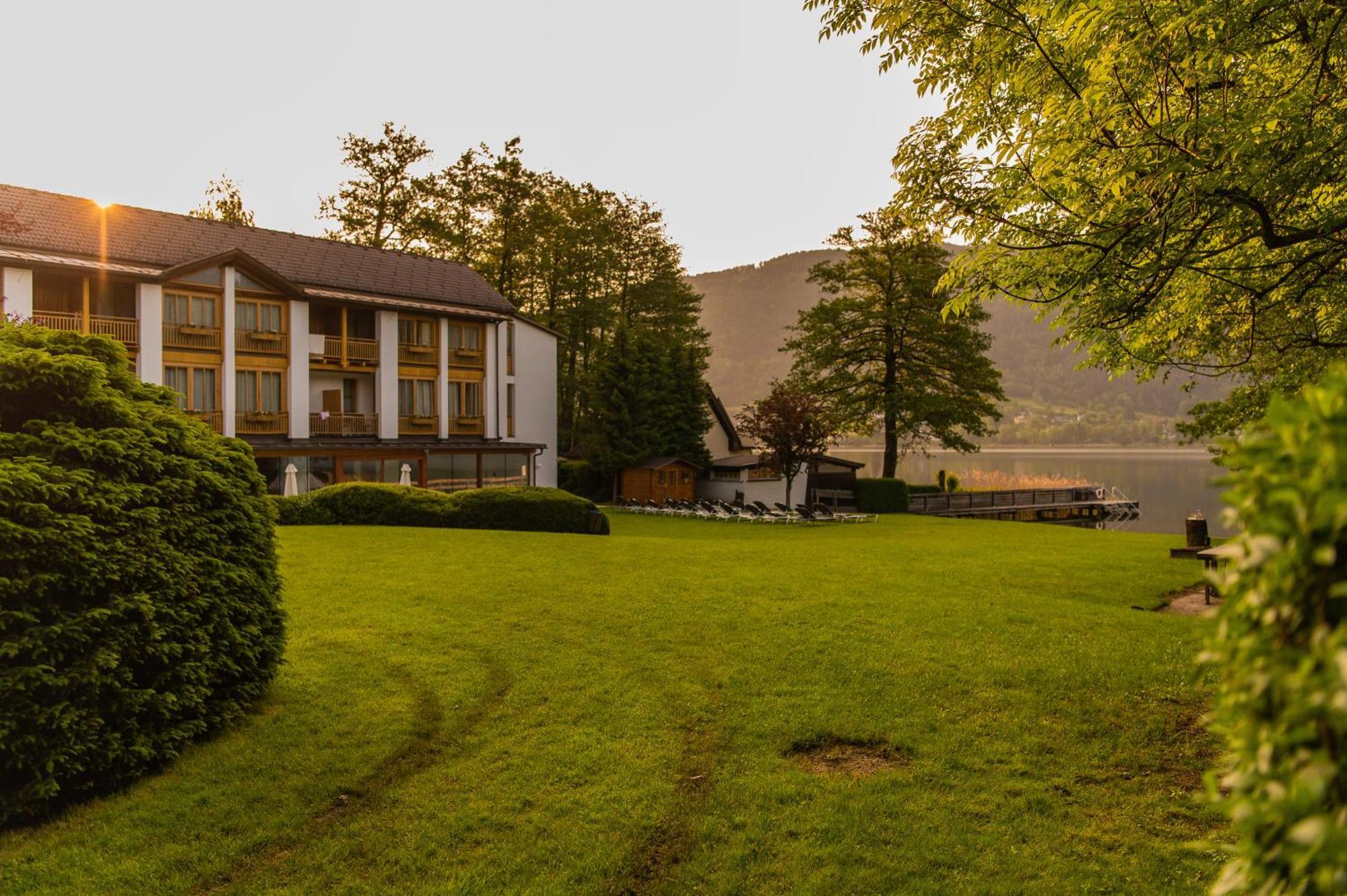 Seehotel Urban Bodensdorf Εξωτερικό φωτογραφία
